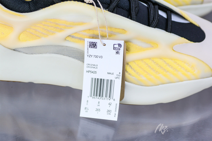 Yeezy 700 v3 “Mono Safflower  2022