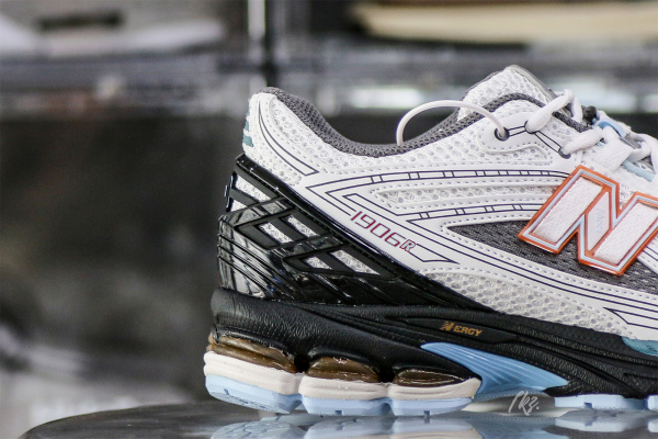 New Balance 1906R 'White Black Copper'