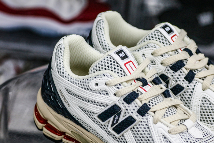 New Balance 1906R Sea Salt Eclipse True Red