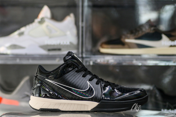 Undefeated X Kobe 4 Protro Black Mamba(A1 Batch)