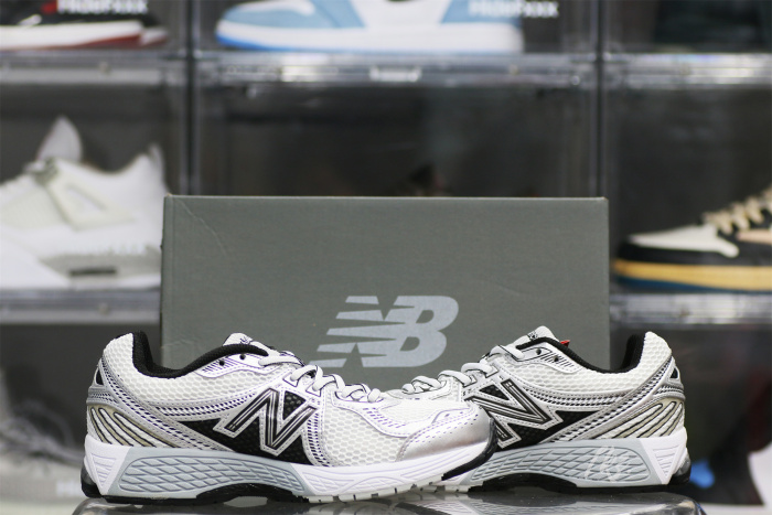New Balance Get 860v2 White Black Silver