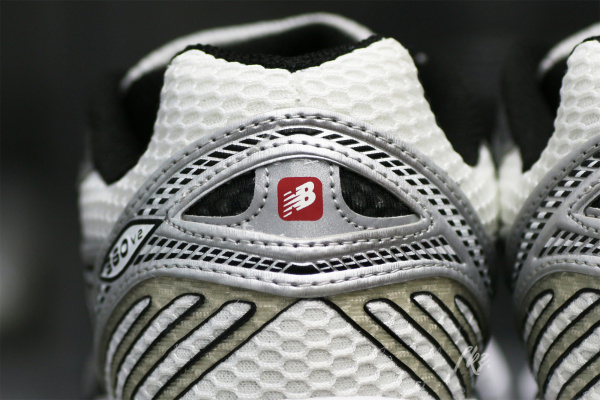 New Balance Get 860v2 White Black Silver