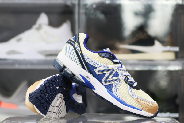New Balance 860v2 Aime Leon Dore Blue