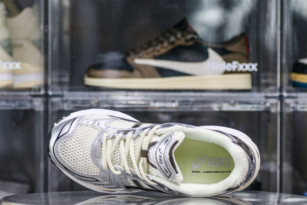 Gel Kayano 14 Silver Cream 2023