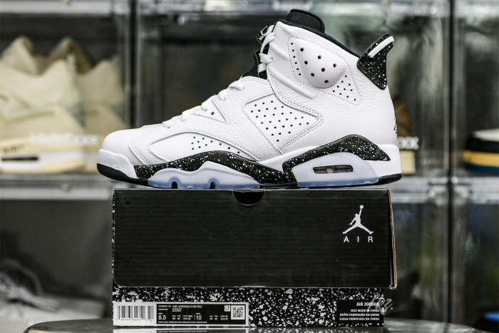 Air Jordan 6 Retro Reverse Oreo 2024