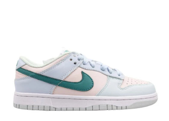 Nike Dunk Low SB J11 LX