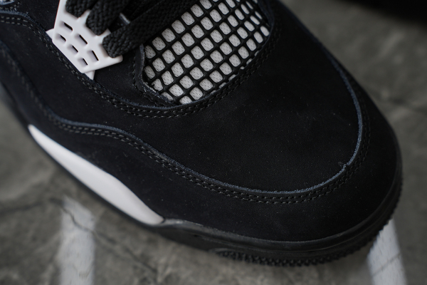 Air Jordan 4 “White Thunder”  2024 （A1）