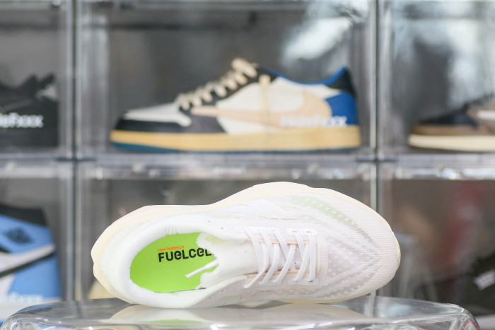 New Balance FuelCell Rebel v4 White Linen