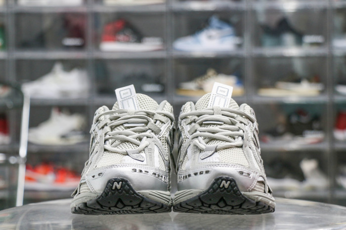 New Balance 1906A 'Concrete Silver Metallic'