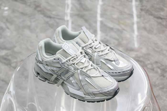 New Balance 1906A 'Concrete Silver Metallic'