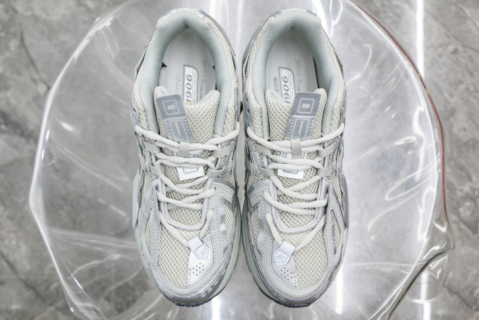 New Balance 1906A 'Concrete Silver Metallic'