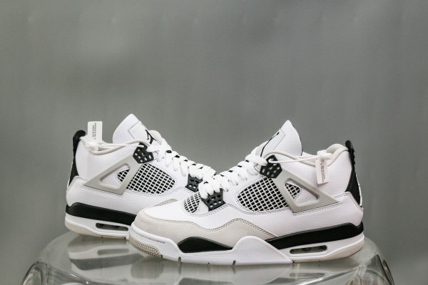 Air Jordan 4 Retro Military Black (A2 Batch)