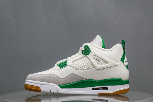Air Jordan 4 Retro Pine Green 2023 (A2 Batch)