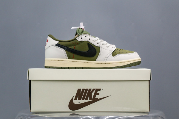Travis Scott x Air Jordan 1 ' Medium Olive'  (A2 Batch)
