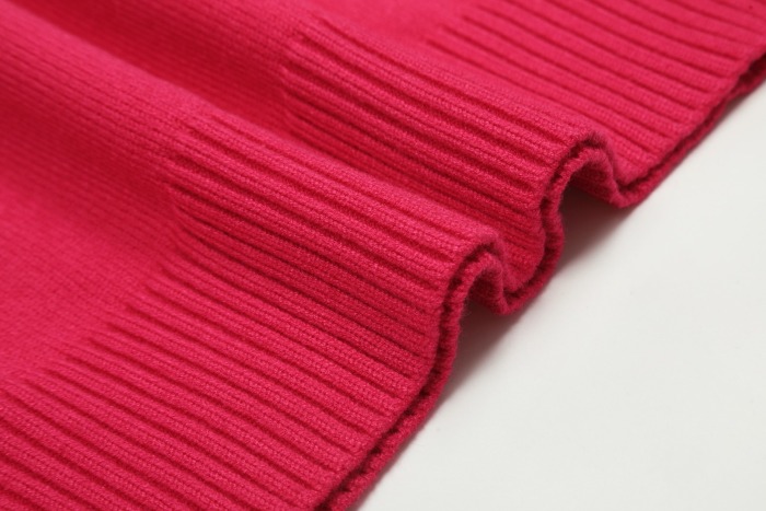 Am1 2024SS classic red jacquard big heart turtleneck sweater