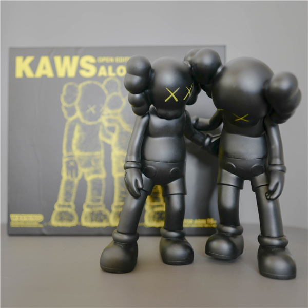 Kaws Along the way 26cm