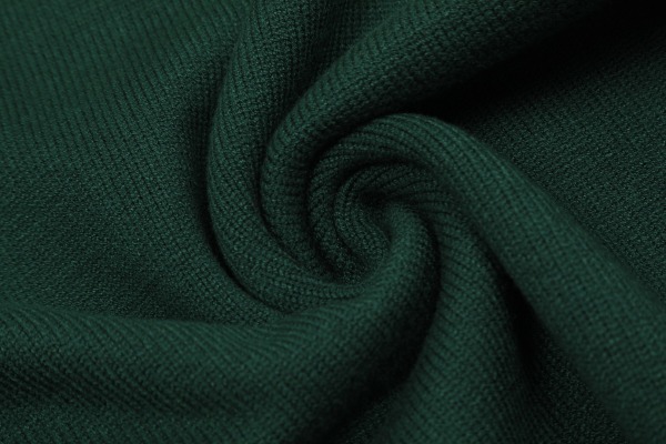 Am1 2024SS classic green jacquard big heart turtleneck sweater