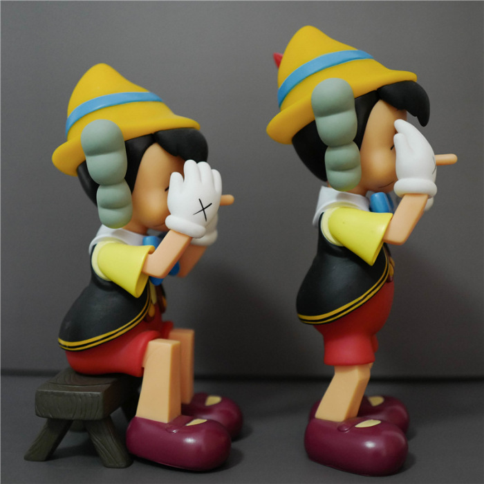 Kaws x Pinocchio & Jiminy Cricket  2010 27cm