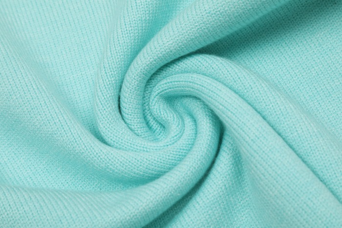 Am1 2024SS classic lake green jacquard big heart turtleneck sweater