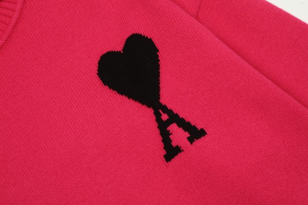Am1 2024SS classic red jacquard big heart turtleneck sweater