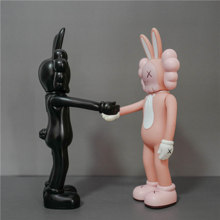 KAWS Accomplice Vinyl Figure30cm