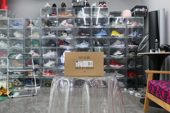 Yeezy Slides Dark Onyx ID5103（A1 Batch）