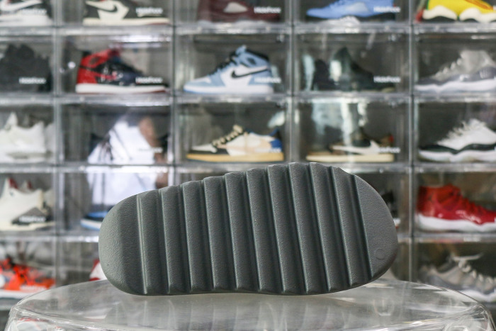 Yeezy Slides Slate Grey 2023 ID2350（A1 Batch）