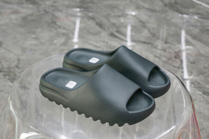 Yeezy Slides Granite 2023  ID4132（A1 Batch）