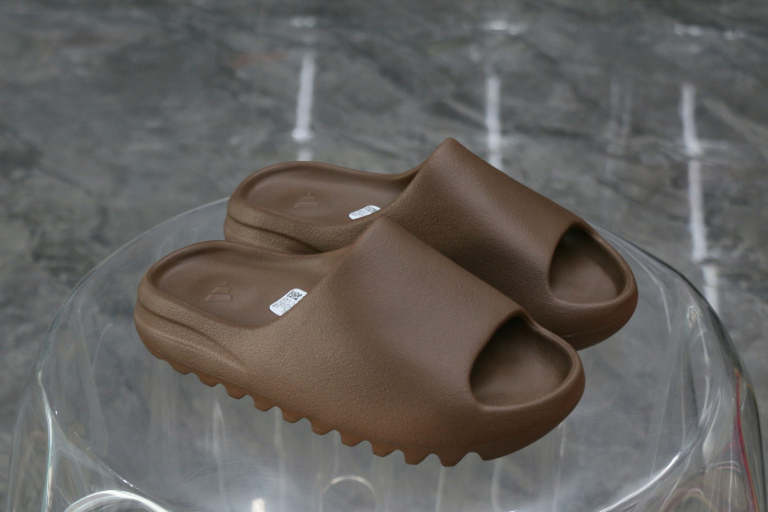Yeezy Slides Soot 2021 GX6141（A1 Batch）