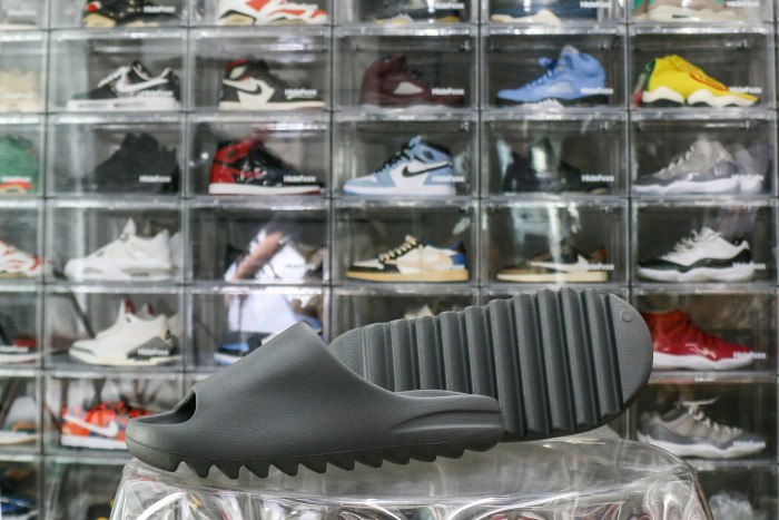 Yeezy Slides Slate Grey 2023 ID2350（A1 Batch）
