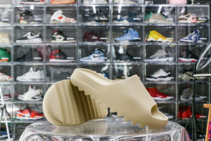 Yeezy Slides Bone 2022 FZ5897 骨白（A1 Batch）