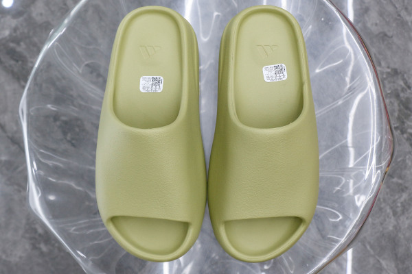 Yeezy Slides Resin 2022 FZ5904（A1 Batch）