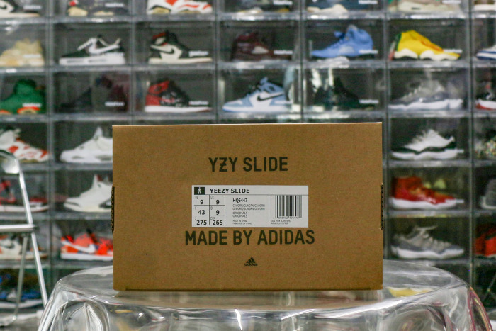 adidas Yeezy Slide Glow Green 2022 HQ6447 (A1 Batch)