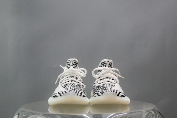 Yeezy Boost 350 V2 Zebra (A2 Batch)
