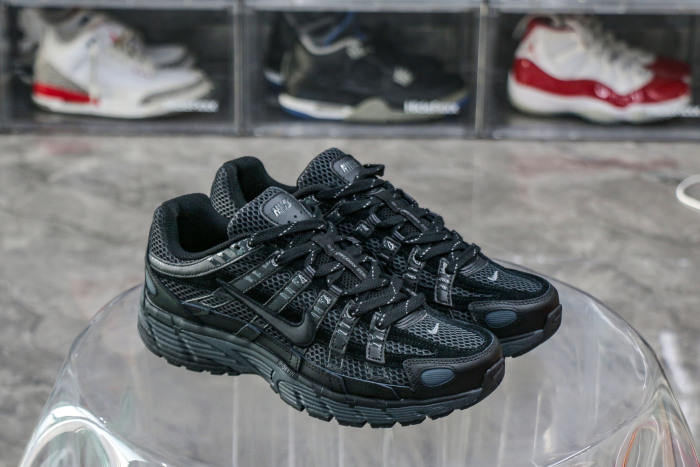 Nike P-6000 Premium Triple Black