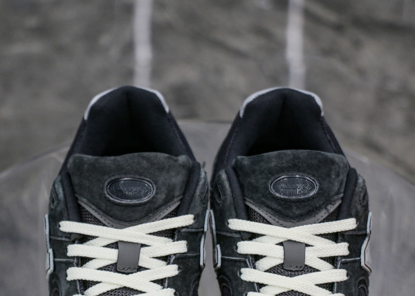 New Balance 2002R Black Dark Grey