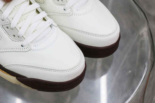 Air Jordan 5 Retro Olympic Gold White Mocha WMNs