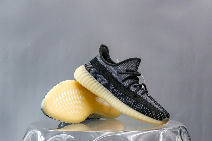 Yeezy Boost 350 V2 Carbon  (A2 Batch)