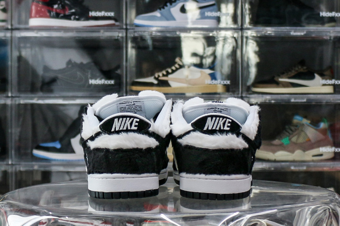 Nike SB Dunk Low Verdy Vick (Friends and Family)