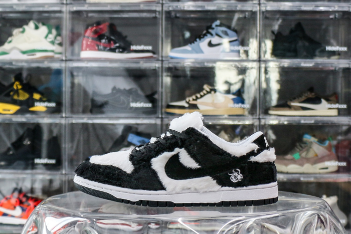 Nike SB Dunk Low Verdy Vick (Friends and Family)