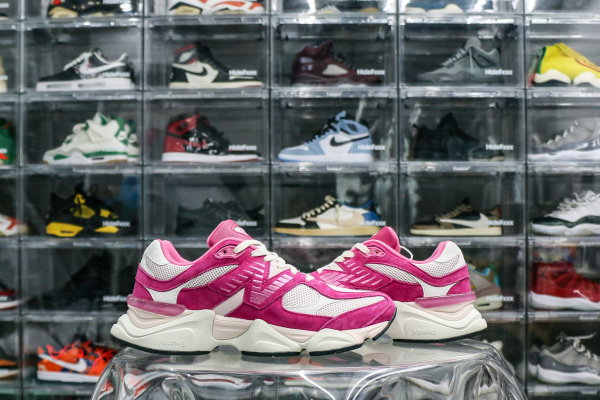 New Balance 9060 Fuchsia Pink