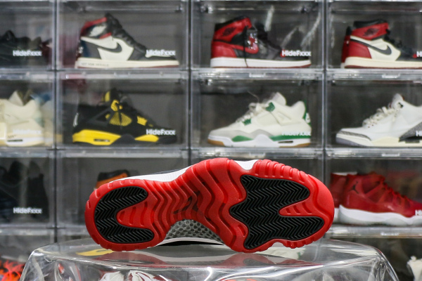 Wmns Jordan 11 Retro Bred Velvet （A1）