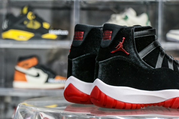 Wmns Jordan 11 Retro Bred Velvet （A1）