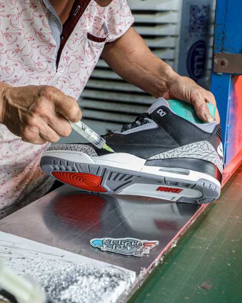 Air Jordan 3 Retro Black Cement Reimagined 2024（A1）