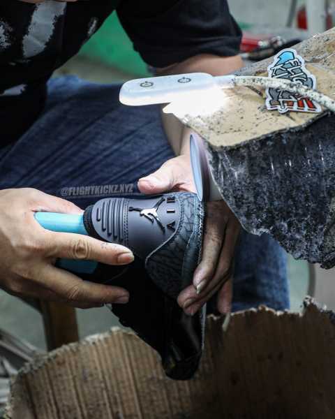 Air Jordan 3 Black Cat 2025 (A1 Batch)