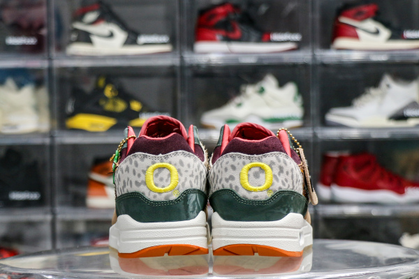 Nike Air Max 1 '87 Luxe PE University of Oregon