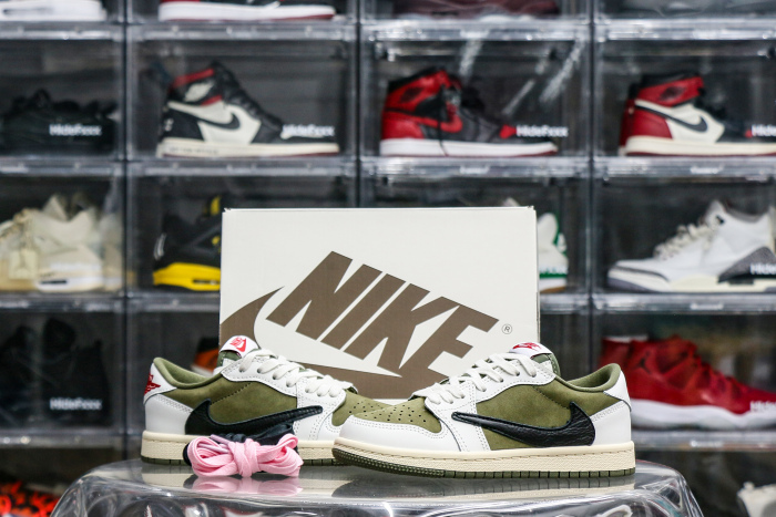 Travis Scott x Jordan 1 Retro Low  'Reverse Olive / Medium Olive' Kid（A1）