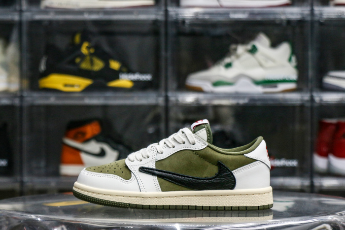 Travis Scott x Jordan 1 Retro Low  'Reverse Olive / Medium Olive' Kid（A1）