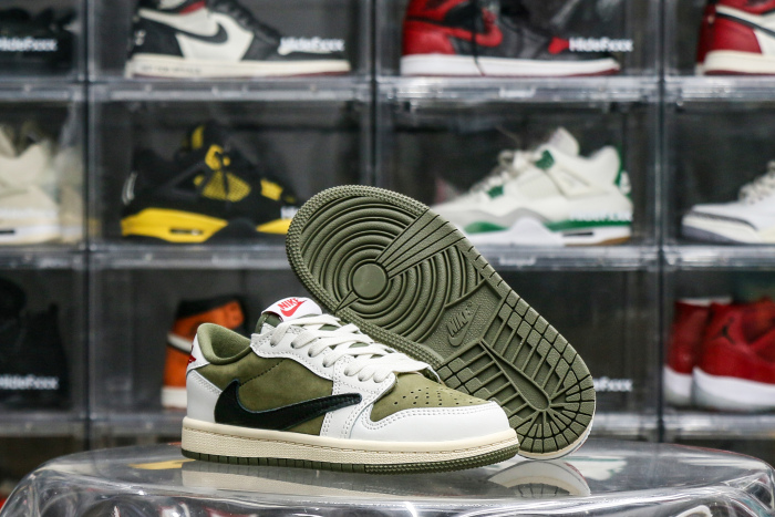 Travis Scott x Jordan 1 Retro Low  'Reverse Olive / Medium Olive' Kid（A1）