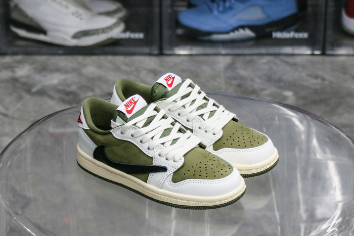 Travis Scott x Jordan 1 Retro Low  'Reverse Olive / Medium Olive' Kid（A1）